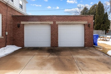 Well maintained, all brick upper/lower duplex is a fantastic on Reid Golf Course in Wisconsin - for sale on GolfHomes.com, golf home, golf lot