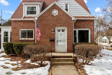 Well maintained, all brick upper/lower duplex is a fantastic on Reid Golf Course in Wisconsin - for sale on GolfHomes.com, golf home, golf lot