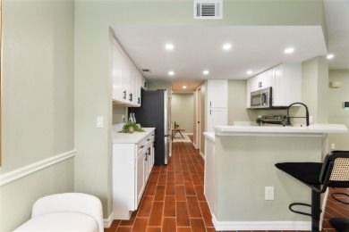 Searching for an IN-LAW SUITE? This is the home you've been on Tuscawilla Country Club in Florida - for sale on GolfHomes.com, golf home, golf lot
