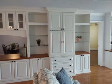 ?? TRY TO BEAT THIS PRICE--FULLY UPGRADED WITH HURRICANE WINDOWS on Pinebrook/Ironwood Golf Course in Florida - for sale on GolfHomes.com, golf home, golf lot