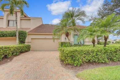 Fabulous end unit updated in 2018 with new baths, kitchen on Frenchmans Creek Country Club in Florida - for sale on GolfHomes.com, golf home, golf lot