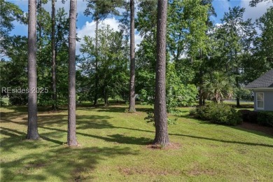 Discover a Stunning Golf & Waterfront Estate Lot! This expansive on Hampton Pointe Golf Course in South Carolina - for sale on GolfHomes.com, golf home, golf lot