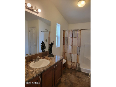 This is a lovely & quaint 2014 3 bedroom 2 bath furnished home on 3 Parks Fairways in Arizona - for sale on GolfHomes.com, golf home, golf lot