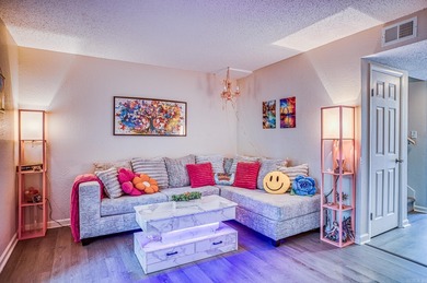 Updated Desoto Courts townhome...This 2 bedroom 1.5 bath beauty on DeSoto Golf Course in Arkansas - for sale on GolfHomes.com, golf home, golf lot