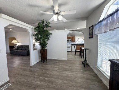 SELLER IS OFFERING 2 MONTHS FREE RENT INCENTIVE &1 YEAR HOME on Hemet West Mobile Estates in California - for sale on GolfHomes.com, golf home, golf lot