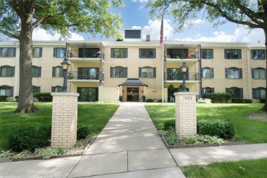 Welcome to this premiere condo unit for 55+ residents. With on Sunnyside Country Club in Iowa - for sale on GolfHomes.com, golf home, golf lot