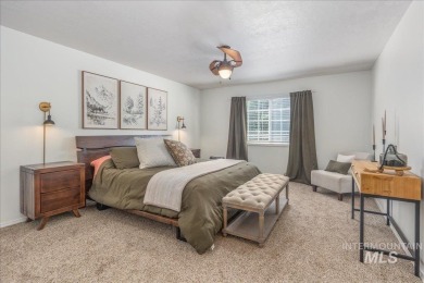 Love where you live in Eagle - mature neighborhood and walking on Eagle Hills Golf Course in Idaho - for sale on GolfHomes.com, golf home, golf lot