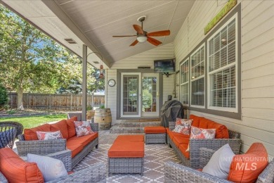 Love where you live in Eagle - mature neighborhood and walking on Eagle Hills Golf Course in Idaho - for sale on GolfHomes.com, golf home, golf lot
