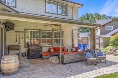 Love where you live in Eagle - mature neighborhood and walking on Eagle Hills Golf Course in Idaho - for sale on GolfHomes.com, golf home, golf lot