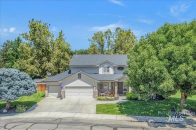 Love where you live in Eagle - mature neighborhood and walking on Eagle Hills Golf Course in Idaho - for sale on GolfHomes.com, golf home, golf lot
