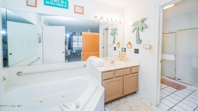 You'll love this 2 bedroom, 2 bath upper condo with a spacious on Brunswick Plantation and Golf Resorts in North Carolina - for sale on GolfHomes.com, golf home, golf lot