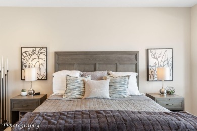 This stunning 4-bedroom, 3-bath 2099 s.f. SunRiver home combines on Sunriver Golf Club in Utah - for sale on GolfHomes.com, golf home, golf lot