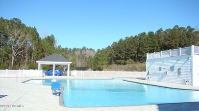 You'll love this 2 bedroom, 2 bath upper condo with a spacious on Brunswick Plantation and Golf Resorts in North Carolina - for sale on GolfHomes.com, golf home, golf lot