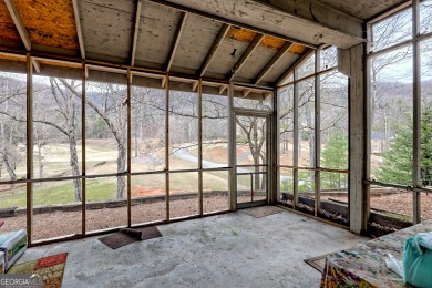 Newly carpeted,  open floor plan, large dining & living room on Kingwood Golf Club and Resort in Georgia - for sale on GolfHomes.com, golf home, golf lot