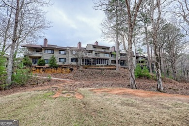 Newly carpeted,  open floor plan, large dining & living room on Kingwood Golf Club and Resort in Georgia - for sale on GolfHomes.com, golf home, golf lot