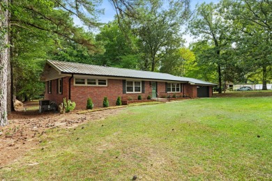 Beautifully remodeled home in North Corinth with a large on Shiloh Ridge Athletic Club in Mississippi - for sale on GolfHomes.com, golf home, golf lot