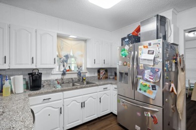 Welcome to this spacious one level 2,500 square foot home on Briarbrook Golf Course in Missouri - for sale on GolfHomes.com, golf home, golf lot