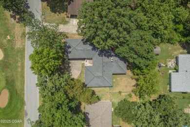 Welcome to this spacious one level 2,500 square foot home on Briarbrook Golf Course in Missouri - for sale on GolfHomes.com, golf home, golf lot