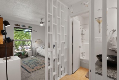 Beautifully Updated Townhouse located in the Villa Encantada on Arroyo Del Oso Golf Course in New Mexico - for sale on GolfHomes.com, golf home, golf lot