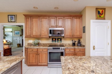 Elegant 3 bedroom, 2.5 bath brick ranch on the golf course in on The Golf Club At Yankee Trace in Ohio - for sale on GolfHomes.com, golf home, golf lot