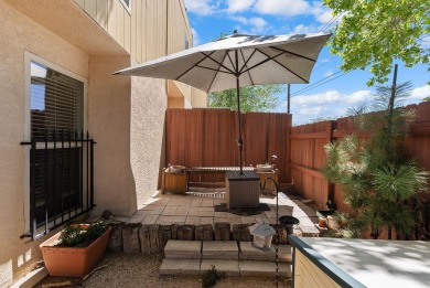 Beautifully Updated Townhouse located in the Villa Encantada on Arroyo Del Oso Golf Course in New Mexico - for sale on GolfHomes.com, golf home, golf lot