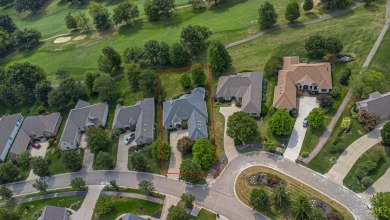 Elegant 3 bedroom, 2.5 bath brick ranch on the golf course in on The Golf Club At Yankee Trace in Ohio - for sale on GolfHomes.com, golf home, golf lot