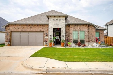 This stunning 2535 sq ft, 4 bedroom, 2.5 bath home is what on The Golf Club At Crown Valley in Texas - for sale on GolfHomes.com, golf home, golf lot