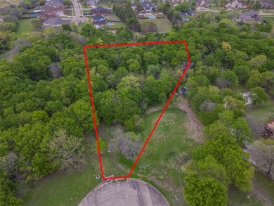 This 83,486 sqft prime piece of land on a cul-de-sac is on Tangle Ridge Golf Club in Texas - for sale on GolfHomes.com, golf home, golf lot