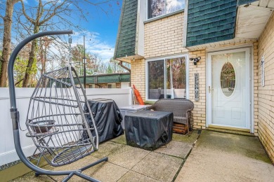 Bright and spacious Carlton unit now available in sought-after on Blue Ridge Golf Club in New York - for sale on GolfHomes.com, golf home, golf lot