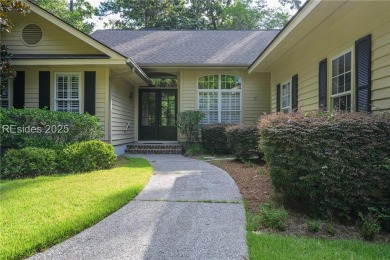 Location, Location, Location! A perfect primary or 2nd home on Callawassie Island Club in South Carolina - for sale on GolfHomes.com, golf home, golf lot