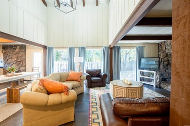This FURNISHED Eden Isle townhome is right across the street on Red Apple Inn and Country Club in Arkansas - for sale on GolfHomes.com, golf home, golf lot