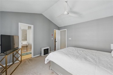 Beautiful End-Unit Condo with Two Primary Suites in Kempsville on Kempsville Greens Municipal Golf Course in Virginia - for sale on GolfHomes.com, golf home, golf lot