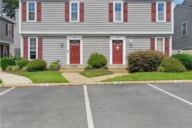 Beautiful End-Unit Condo with Two Primary Suites in Kempsville on Kempsville Greens Municipal Golf Course in Virginia - for sale on GolfHomes.com, golf home, golf lot