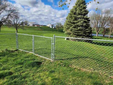 3bed/2bath split foyer home on a .48 Acre lot with mature trees on Fox Run Golf and Country Club in Iowa - for sale on GolfHomes.com, golf home, golf lot