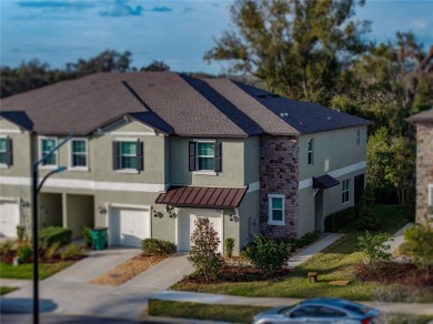 Immaculate 3BR/2.5BA townhouse located in Zephyrhills, close to on Silverado Golf and Country Club in Florida - for sale on GolfHomes.com, golf home, golf lot