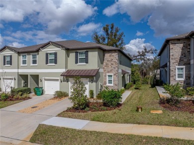 Immaculate 3BR/2.5BA townhouse located in Zephyrhills, close to on Silverado Golf and Country Club in Florida - for sale on GolfHomes.com, golf home, golf lot