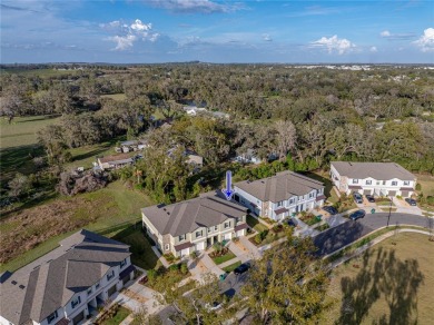 Immaculate 3BR/2.5BA townhouse located in Zephyrhills, close to on Silverado Golf and Country Club in Florida - for sale on GolfHomes.com, golf home, golf lot