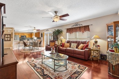 Well-maintained Woodlawn Courtyard Villa in Sullivan Villas in on Cane Garden Golf Course - Sumter in Florida - for sale on GolfHomes.com, golf home, golf lot