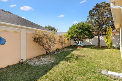 Well-maintained Woodlawn Courtyard Villa in Sullivan Villas in on Cane Garden Golf Course - Sumter in Florida - for sale on GolfHomes.com, golf home, golf lot