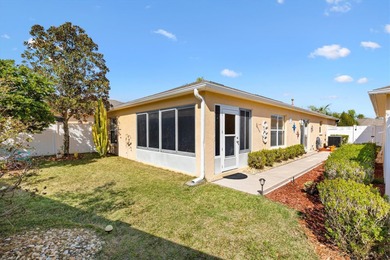 Well-maintained Woodlawn Courtyard Villa in Sullivan Villas in on Cane Garden Golf Course - Sumter in Florida - for sale on GolfHomes.com, golf home, golf lot