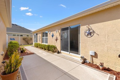 Well-maintained Woodlawn Courtyard Villa in Sullivan Villas in on Cane Garden Golf Course - Sumter in Florida - for sale on GolfHomes.com, golf home, golf lot