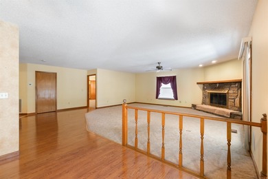 Discover the possibilities in this spacious 3-bedroom, 3-bath on Cortez Golf Course in Arkansas - for sale on GolfHomes.com, golf home, golf lot