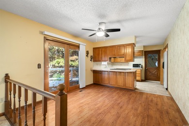 Discover the possibilities in this spacious 3-bedroom, 3-bath on Cortez Golf Course in Arkansas - for sale on GolfHomes.com, golf home, golf lot