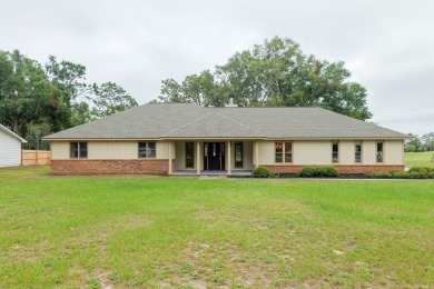 Beautiful home located on the Francis Lake Golf course. Large on Francis Lake Golf Club in Georgia - for sale on GolfHomes.com, golf home, golf lot