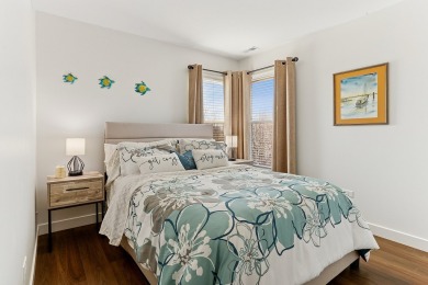 Stunning, move-in-ready home with vaulted ceilings is on The Links at Carillon in Illinois - for sale on GolfHomes.com, golf home, golf lot