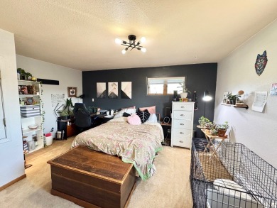 Welcome to 32 Cloverview Road, an inviting home located in one on Bill Roberts Municipal Golf Course in Montana - for sale on GolfHomes.com, golf home, golf lot