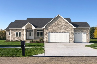 HUGE PRICE REDUCTION! Welcome to your dream home!  This stunning on Edgebrook Country Club in Illinois - for sale on GolfHomes.com, golf home, golf lot
