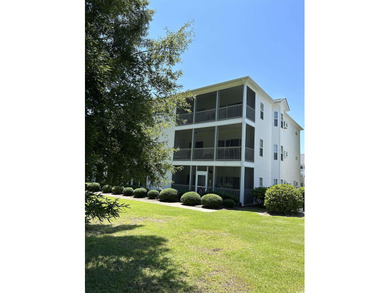 RARE- TOP FLOOR CORNER VILLA WITH ELEVATOR OVERLOOKING THE 5TH on Arrowhead Country Club in South Carolina - for sale on GolfHomes.com, golf home, golf lot