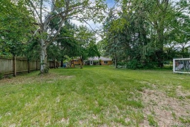 **OPEN HOUSE SUNDAY 6/8, 1-3PM** You won't want to miss your on Plum Hollow Country Club in Michigan - for sale on GolfHomes.com, golf home, golf lot