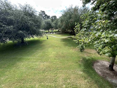 RARE- TOP FLOOR CORNER VILLA WITH ELEVATOR OVERLOOKING THE 5TH on Arrowhead Country Club in South Carolina - for sale on GolfHomes.com, golf home, golf lot
